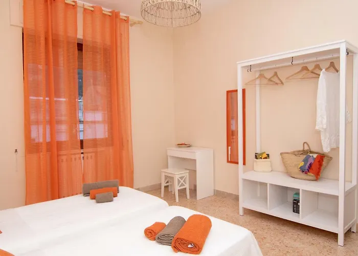 Syrentum Apartment *